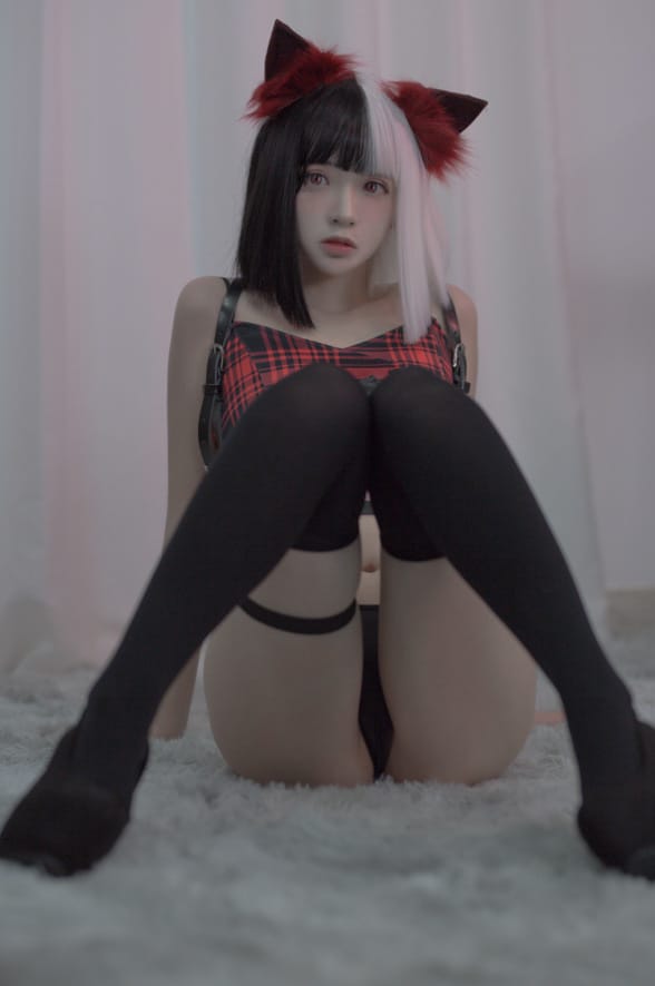 疯猫ss –NO.125 黑白魔女库伊拉[40P/566MB]-2