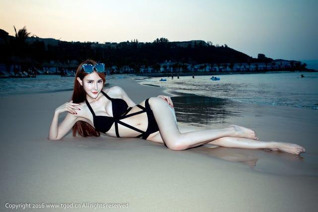 推女神 – 2016.04.11 越南芽庄旅拍 伍月yuer 第四刊[51+1P74M]-2