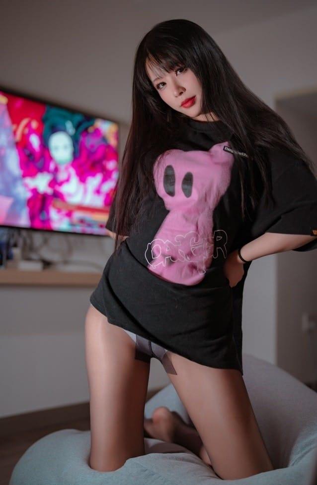 轩萧学姐 – NO.032 游戏时间 [31P-90MB]-2