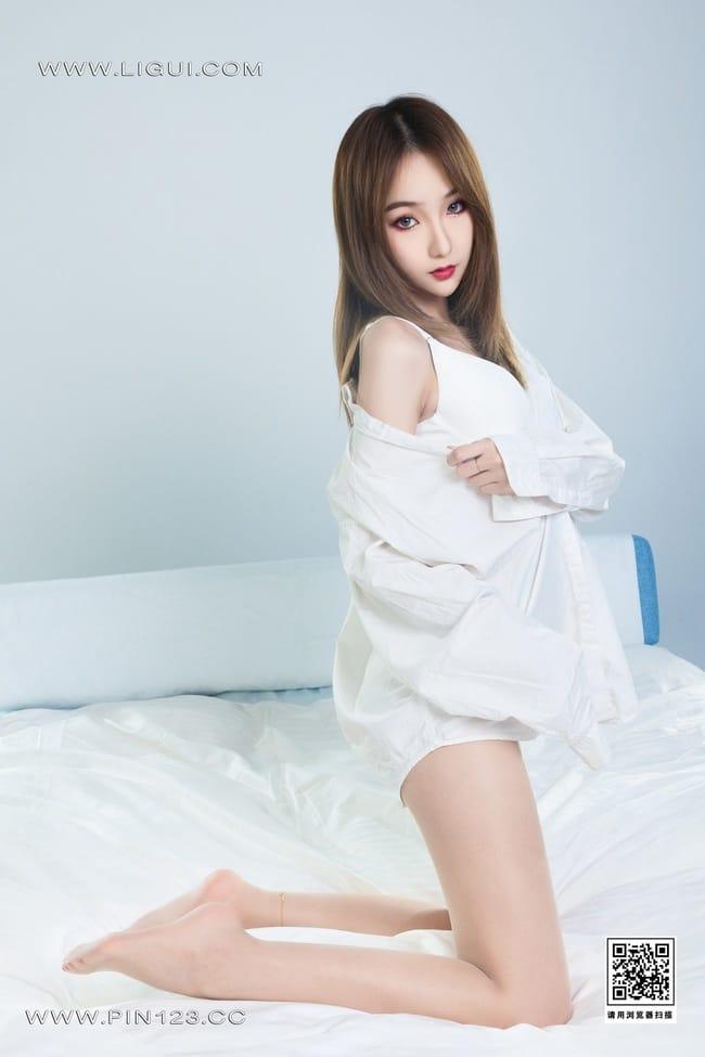 [Ligui丽柜]2022.06.13《丝欲香体》心心[69+1P/50.9MB]-2