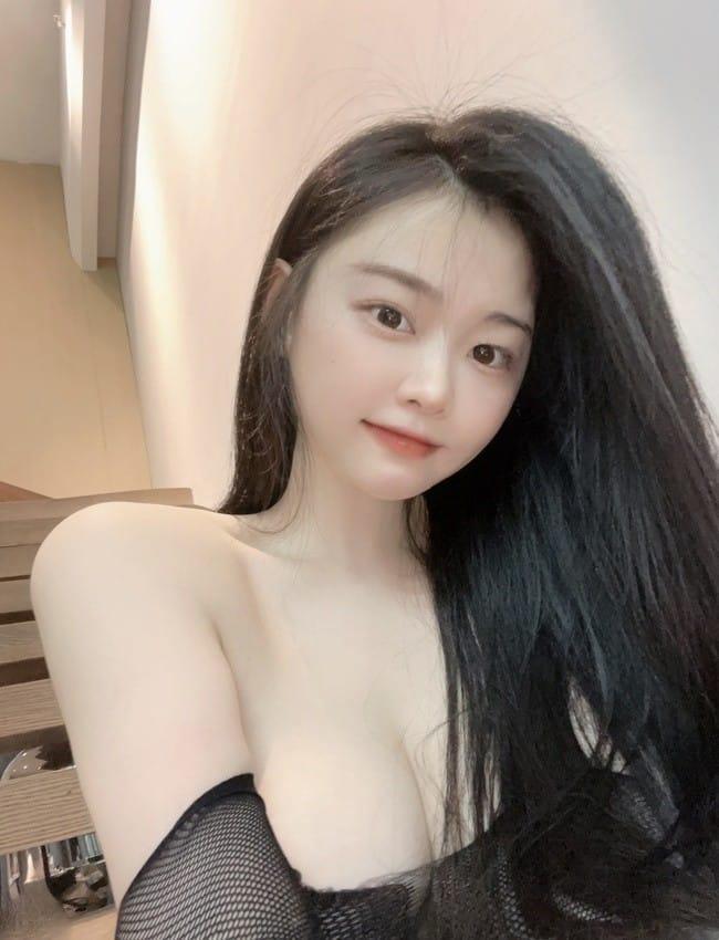 [微密圈]左公子666 -网洞连体黑丝大辟谷[50P1V-323MB]-1