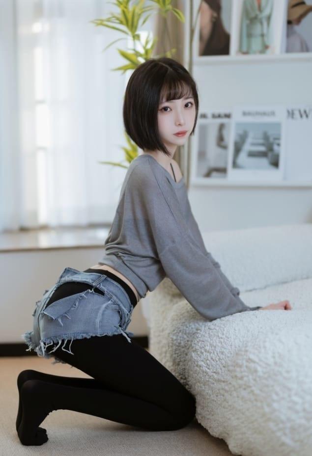 许岚LAN – NO.27 半透毛衣 [40P-568M]-1