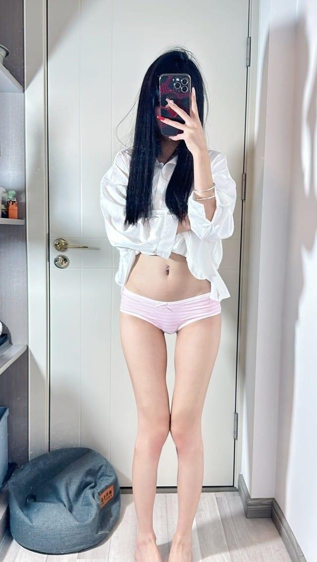 [微密圈]聂傲娇 – 萌妹自拍 [12P-66M]-1
