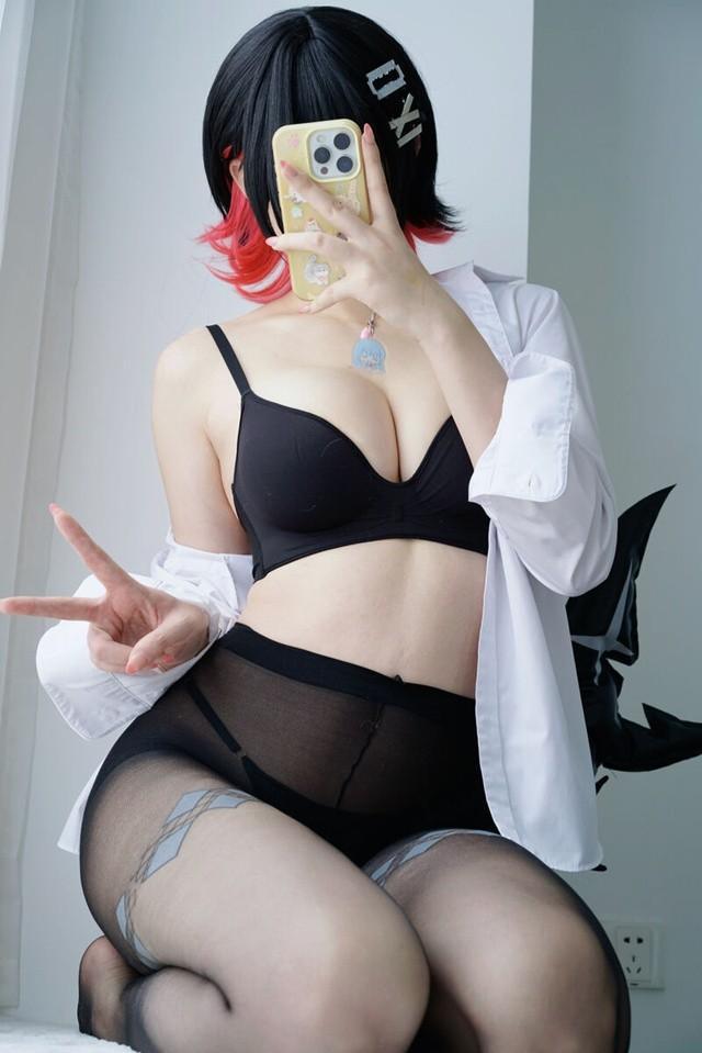 眼酱大魔王w – NO.106 Fantia 2025年9月订阅[31P-3MB]-1