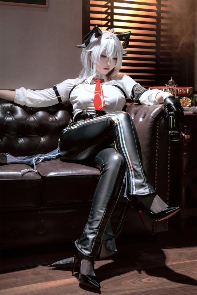 半半子 – NO.104 鸣潮 赞妮 [57P-202MB]